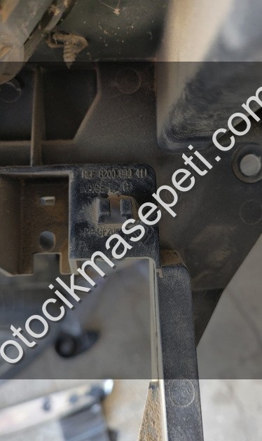 Renault Kangoo 3 Bagaj Hoparlör Yuvası 8200890409/8200890411