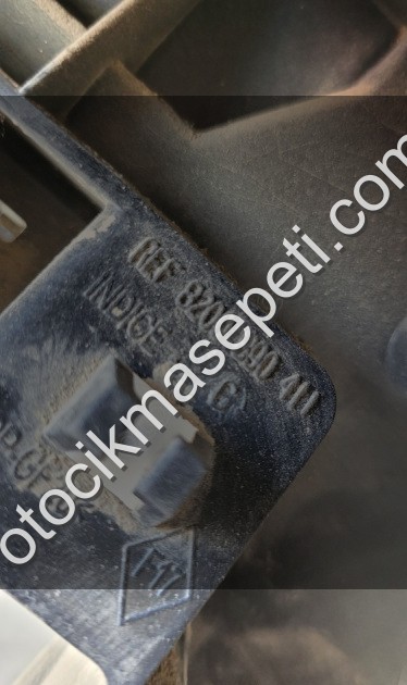 Renault Kangoo 3 Bagaj Hoparlör Yuvası 8200890409/8200890411