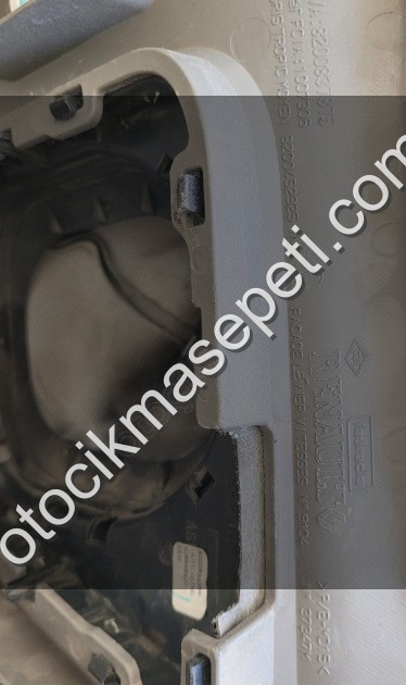 Renault Kangoo 3 Vites Konsolu Çerçevesi 8200452925