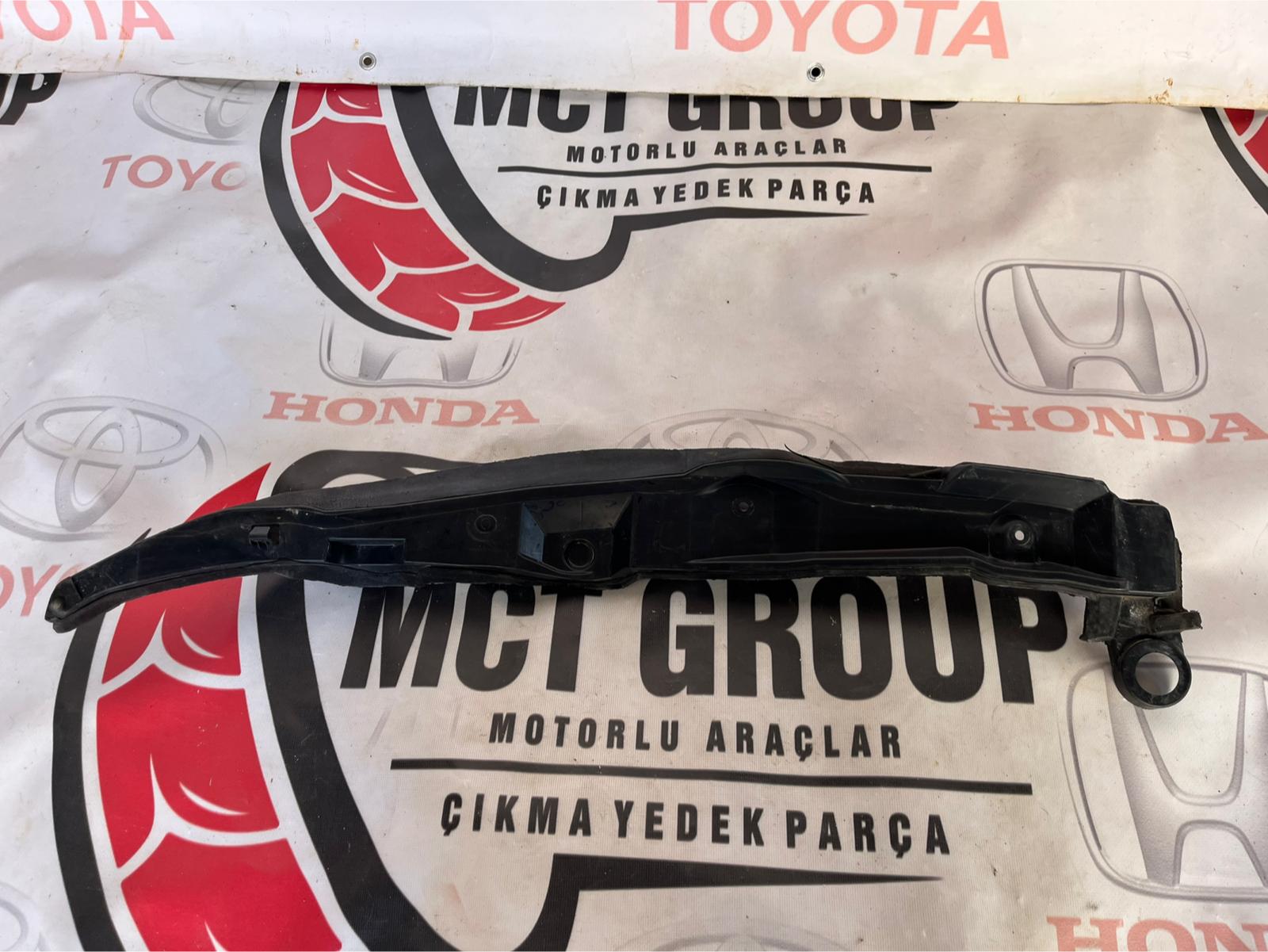 TOYOTA C-HR SAĞ ÖN ÇAMURLUK SES YALITIMI ORJINAL (53827-F4070)