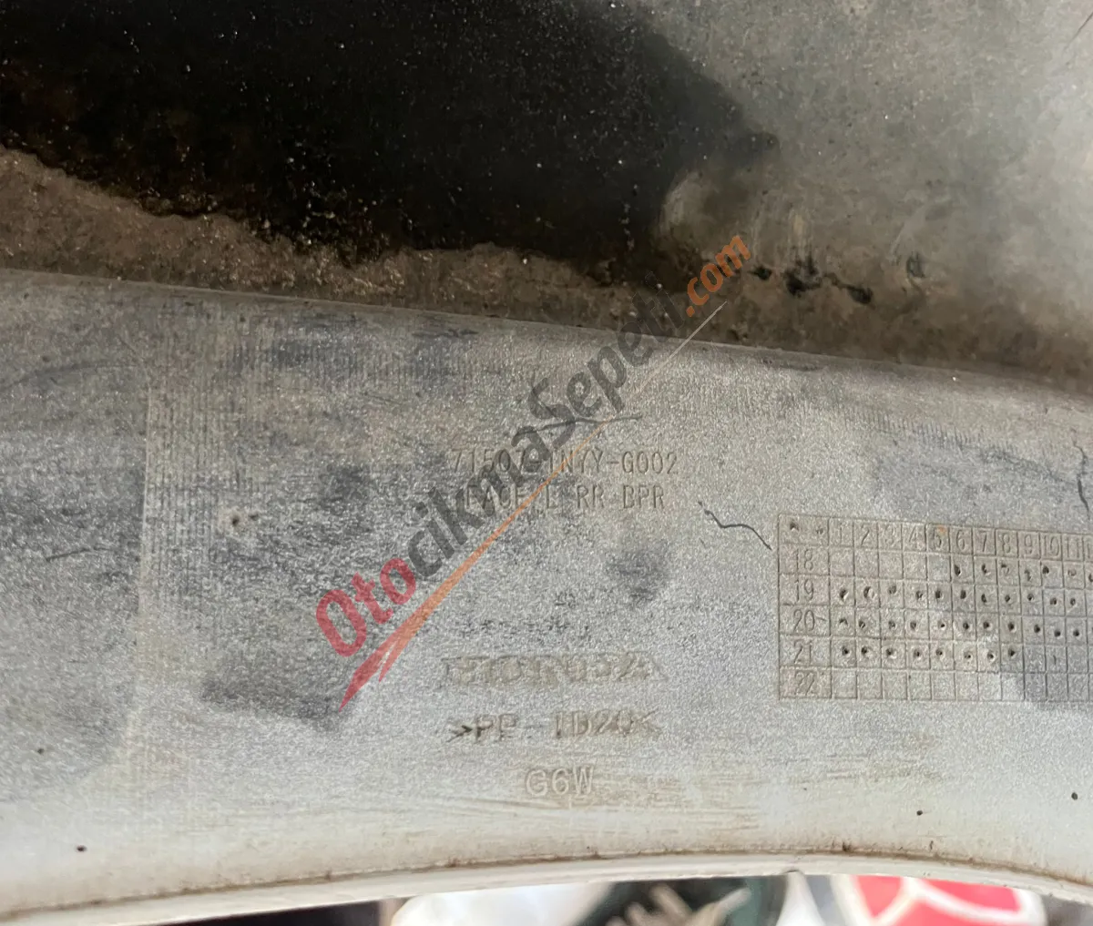 HONDA CR-V SOL ARKA TAMPON KÖŞESİ 17-23