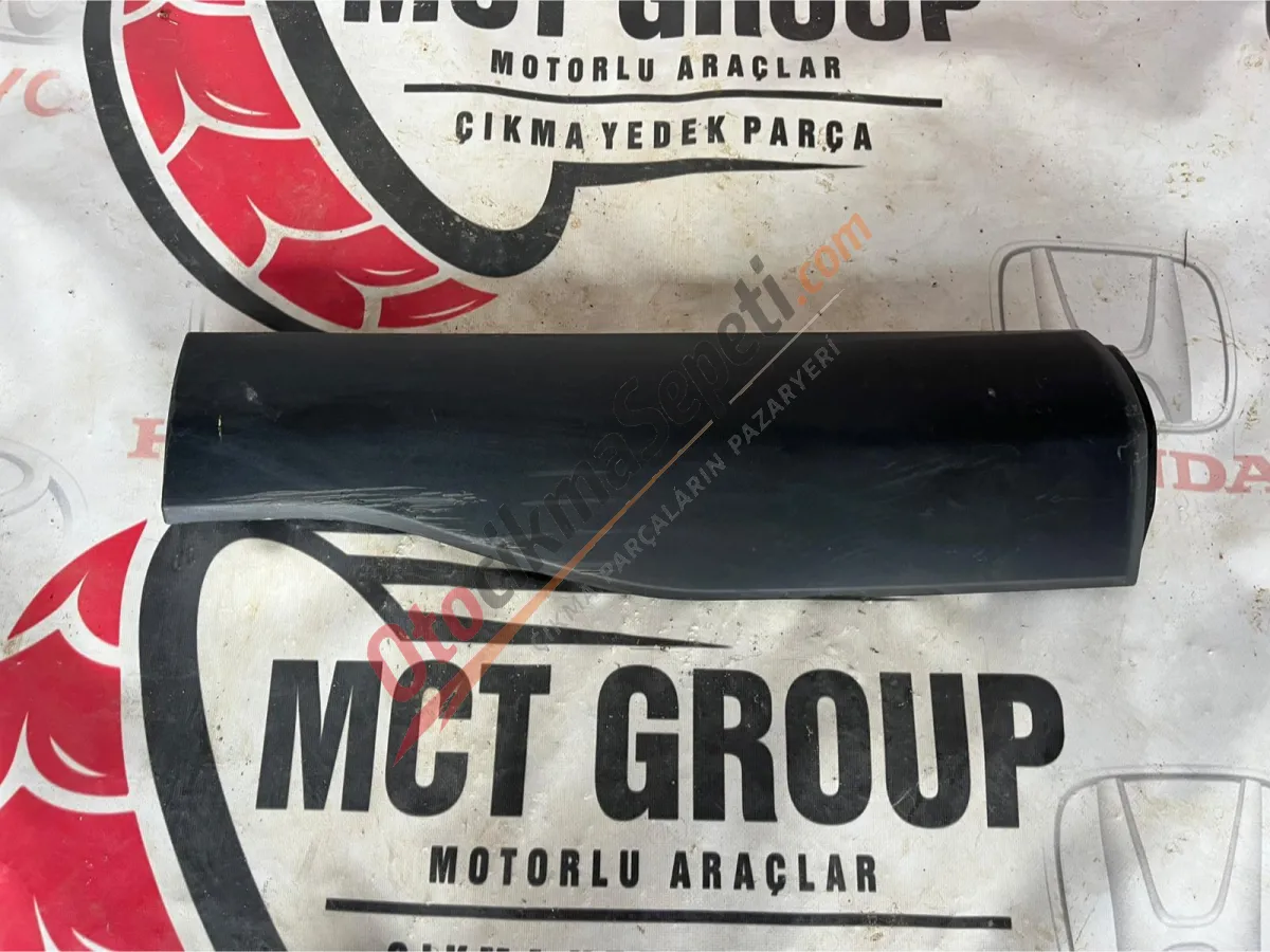 TOYOTA COROLLA CROSS 2023 2025 SOL ARKA KAPI ÇITASI ÇIKMA ORJINAL - Toyota Oto Çıkma Parça