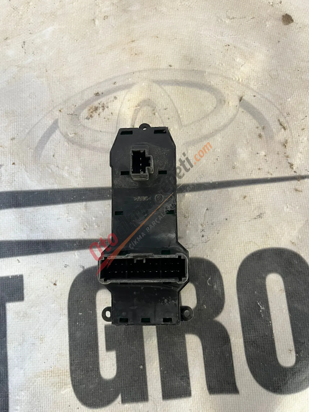 HONDA JAZZ&CİTY DÖRTLÜ CAM AÇMA DÜĞMESİ ÇIKMA ORJINAL