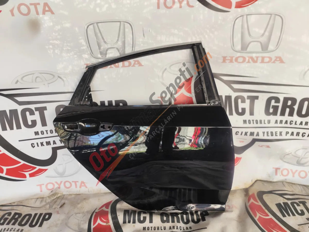 HONDA CİVİC ORJINAL ÇIKMA SAĞ ARKA KAPI 2016-2021